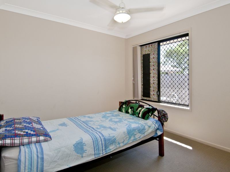 11 Schafer Court, Edens Landing QLD 4207