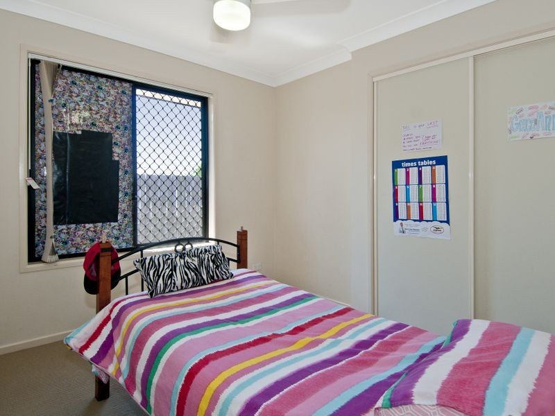 11 Schafer Court, Edens Landing QLD 4207