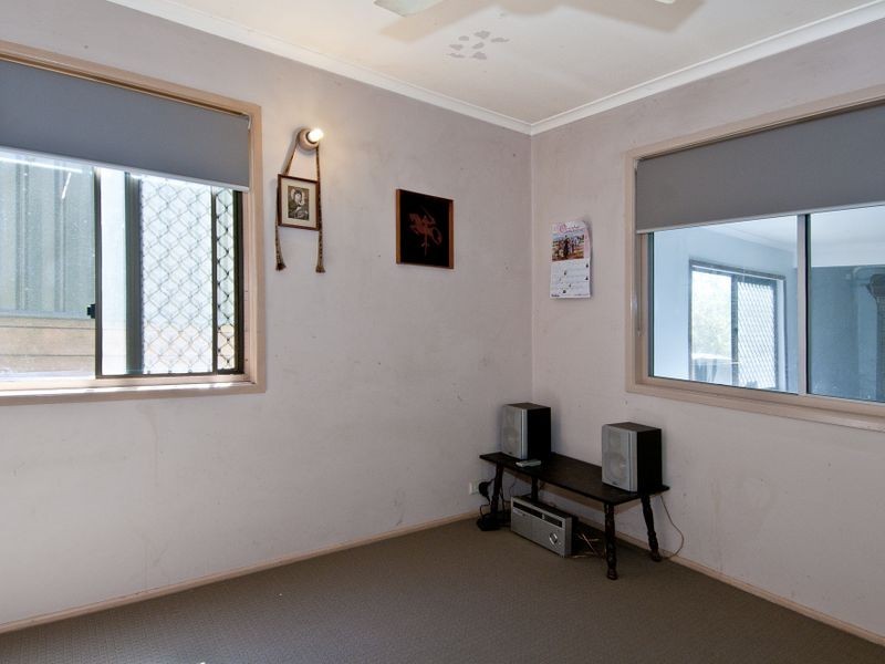 12 Jarvis Street, Holmview QLD 4207