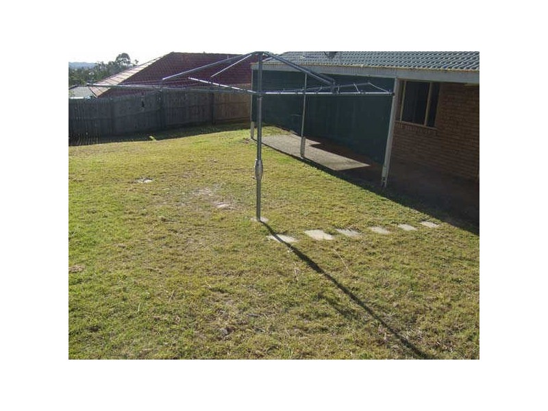 94 Overland Drive, Edens Landing QLD 4207