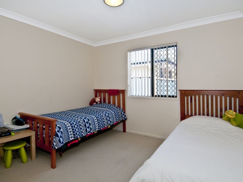 32 Rivervista Ct, Eagleby QLD 4207