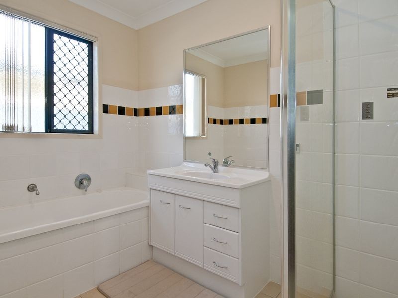 32 Rivervista Ct, Eagleby QLD 4207