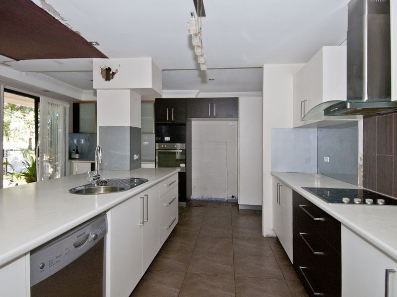 16 William Street, Waterford West QLD 4133