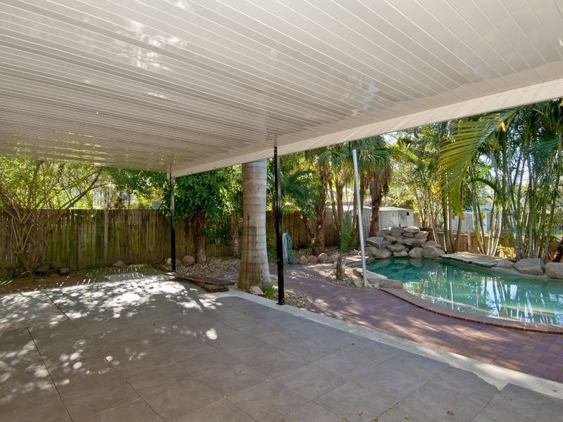 16 William Street, Waterford West QLD 4133