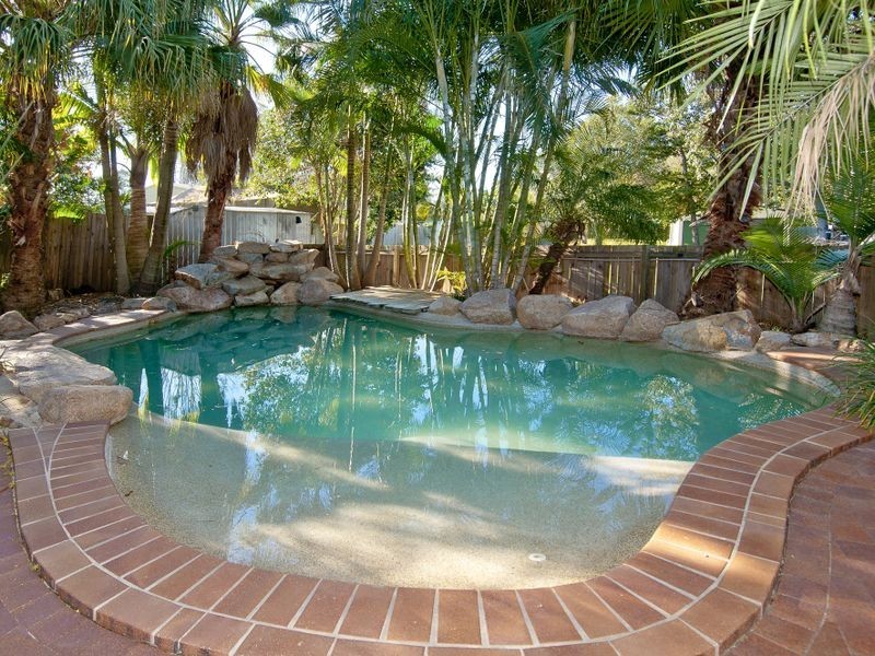 16 William Street, Waterford West QLD 4133