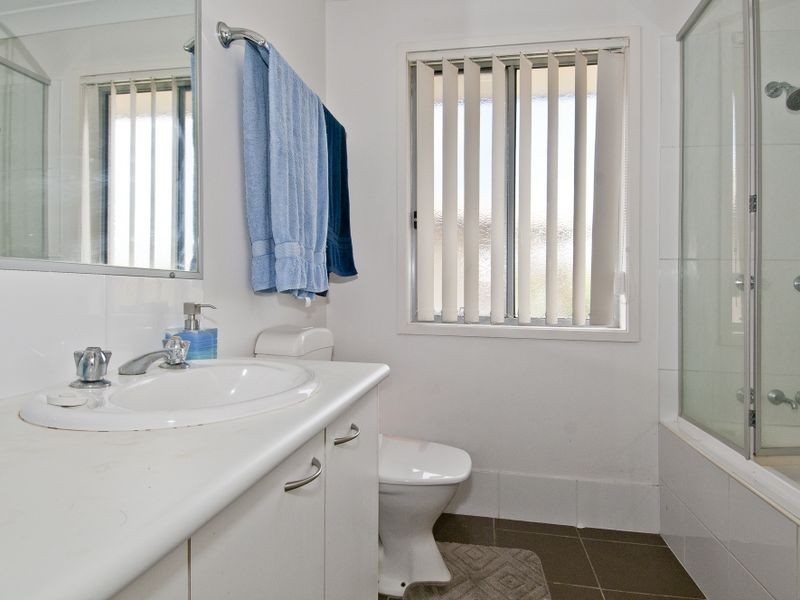 32/2-8 Meadowbrook Drive, Meadowbrook QLD 4131