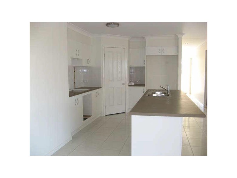Lot 100 Crestwood St, Bahrs Scrub QLD 4207