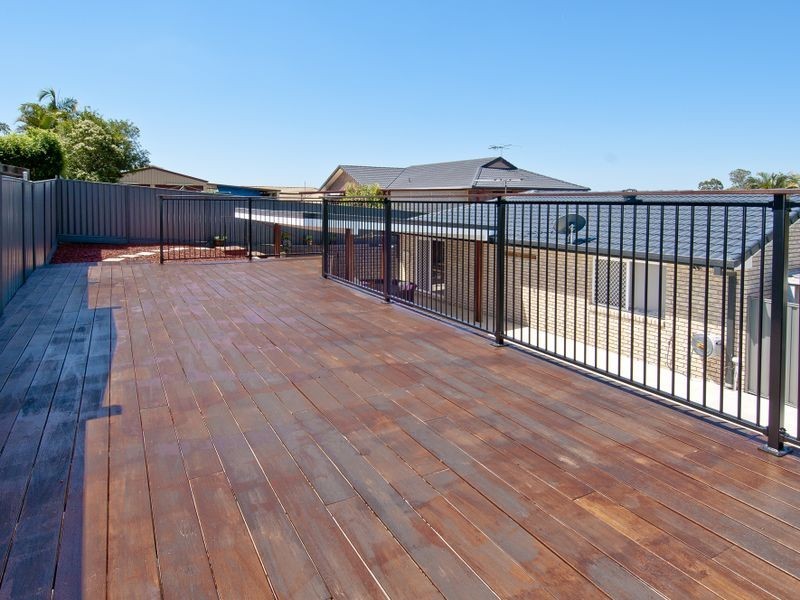 9 Leighton Drive, Edens Landing QLD 4207