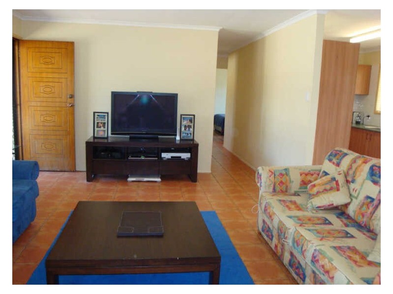 25 Heinrich St, Mount Warren Park QLD 4207