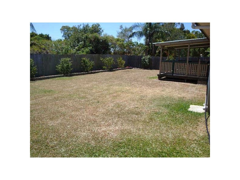 25 Heinrich St, Mount Warren Park QLD 4207