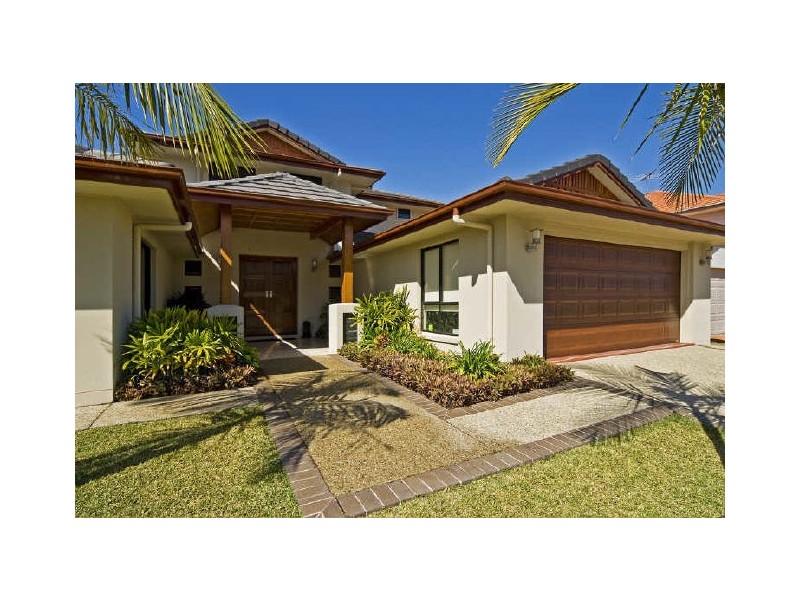 37 Lake Breeze Drive, Windaroo QLD 4207