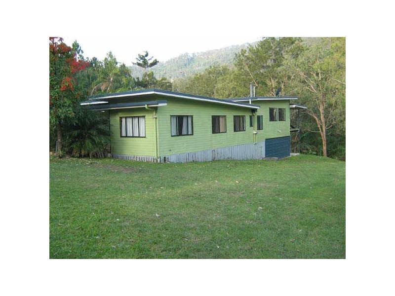 415 Cedar Creek Rd, Alberton QLD 4207