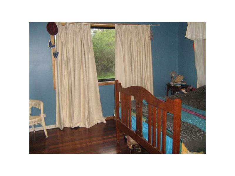 415 Cedar Creek Rd, Alberton QLD 4207