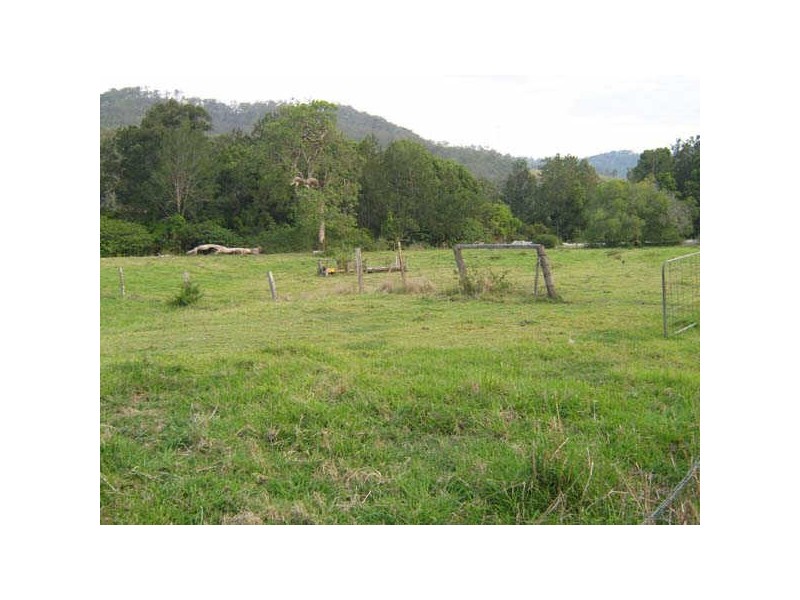 415 Cedar Creek Rd, Alberton QLD 4207