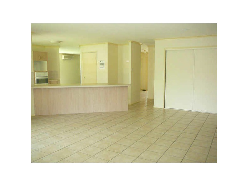 71 Carl Heck Blvd, Windaroo QLD 4207