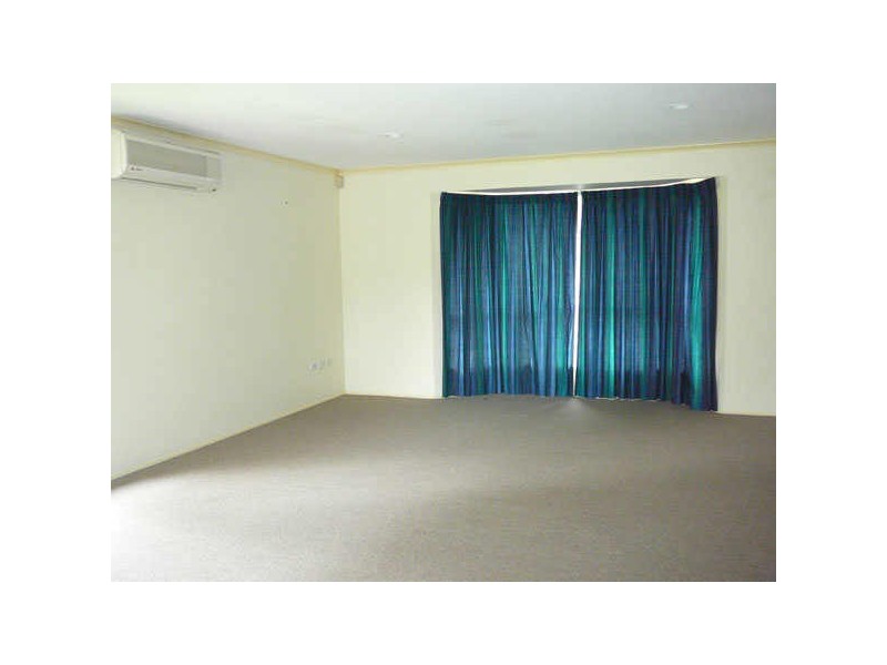 71 Carl Heck Blvd, Windaroo QLD 4207