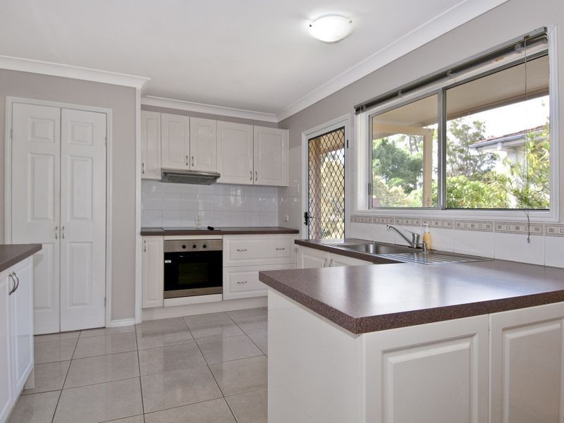 13 Hinchinbrook Avenue, Bethania QLD 4205