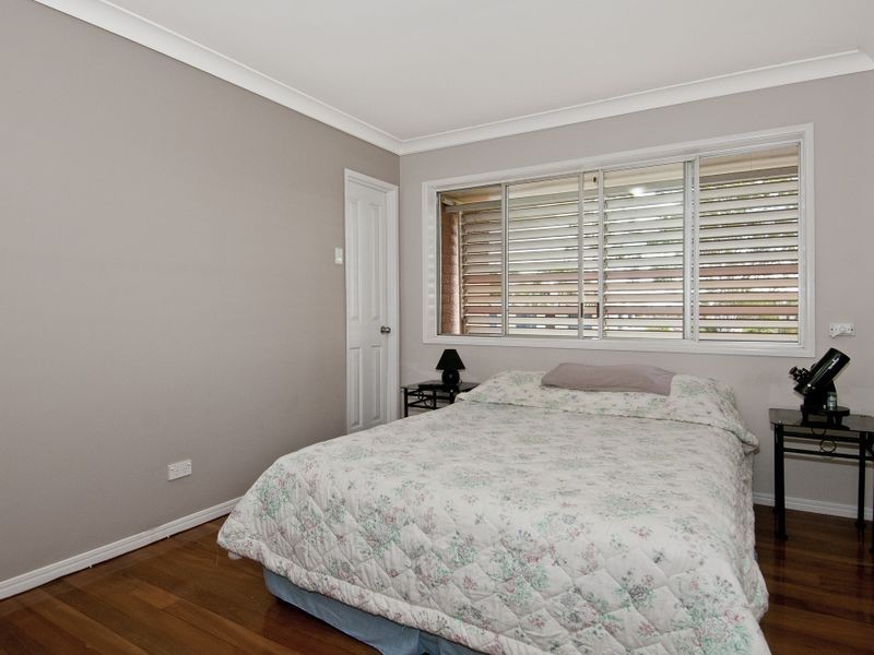 13 Hinchinbrook Avenue, Bethania QLD 4205