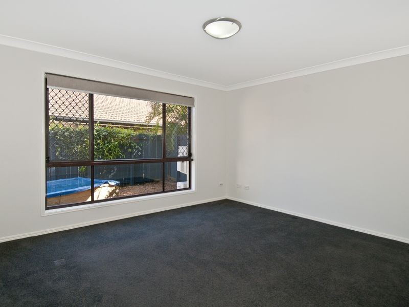 9 Forestglen Cres, Bahrs Scrub QLD 4207