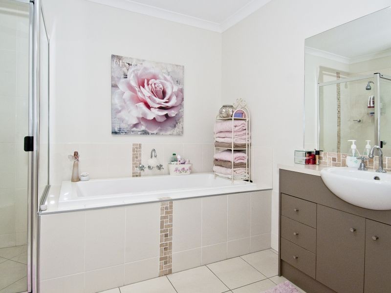 3a Coldstream Way, Holmview QLD 4207