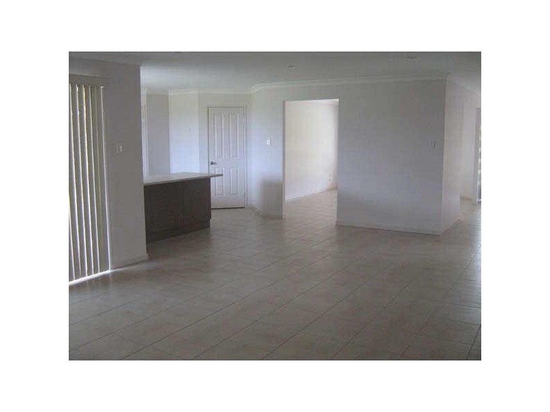 35 Nicolis Crt, Beenleigh QLD 4207