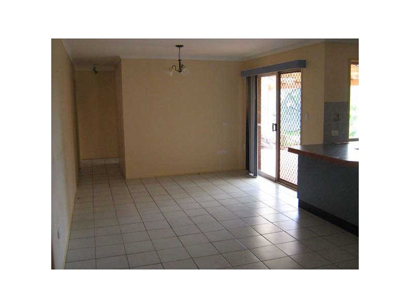 9 Jay Ct, Mount Warren Park QLD 4207