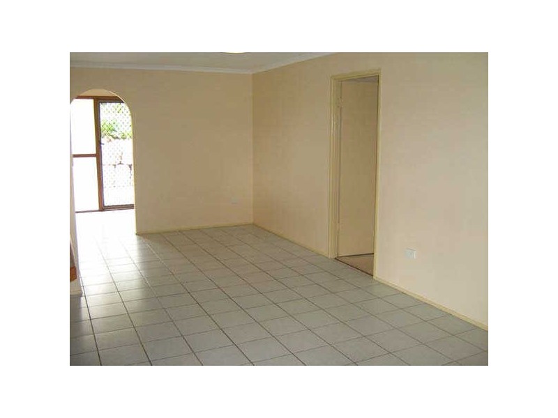 9 Jay Ct, Mount Warren Park QLD 4207