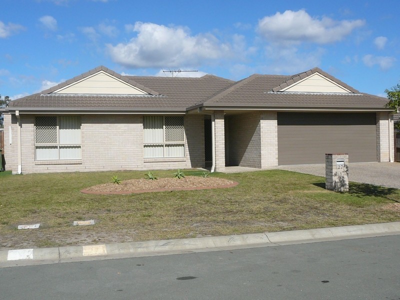 27 Central Park Drive, Eagleby QLD 4207