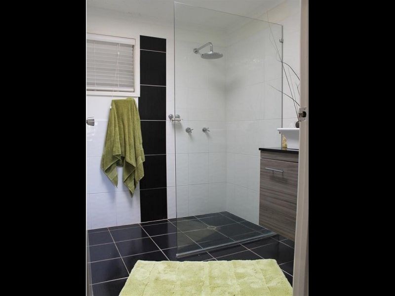 82 Federation Dr, Bethania QLD 4205