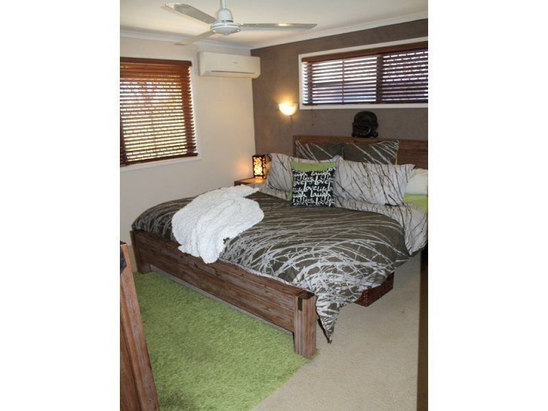 82 Federation Dr, Bethania QLD 4205