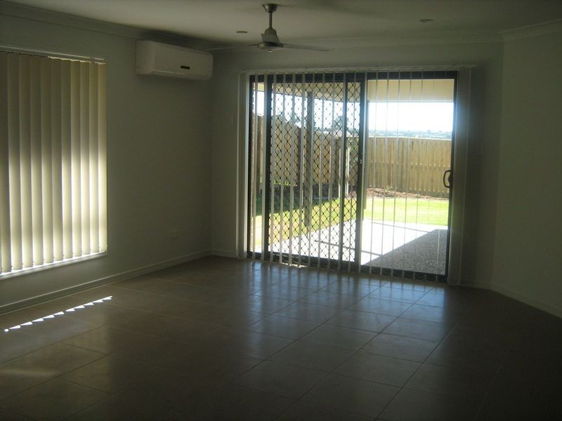 52 Sunridge Cct, Bahrs Scrub QLD 4207