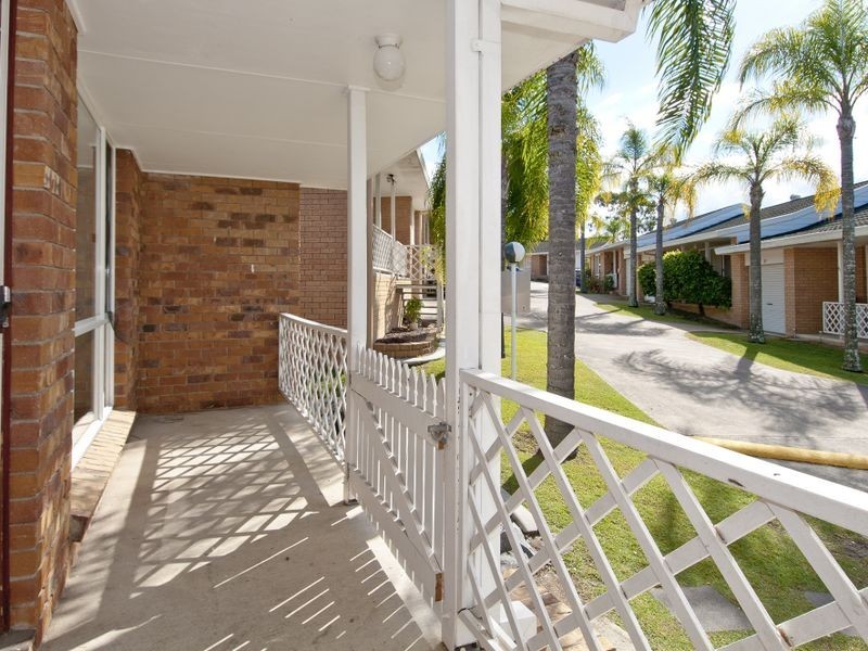25/19-23 Ben Lexcen Court, Mount Warren Park QLD 4207