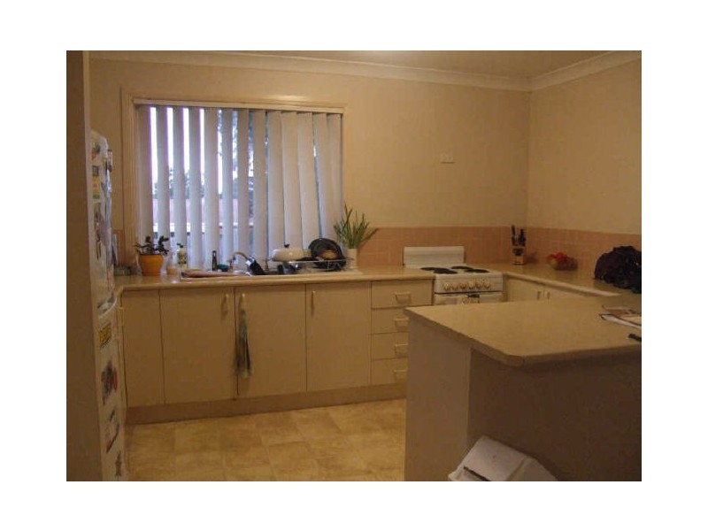 13 Hendrix St, Windaroo QLD 4207