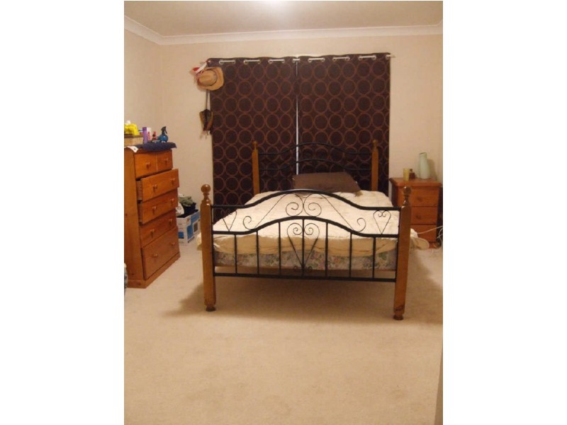 13 Hendrix St, Windaroo QLD 4207