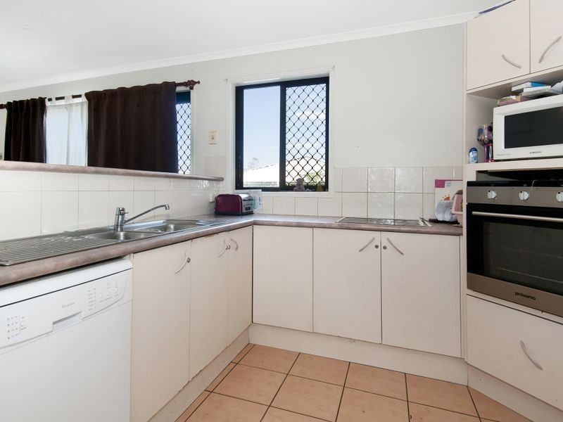 50 Trevina Crescent, Mount Warren Park QLD 4207