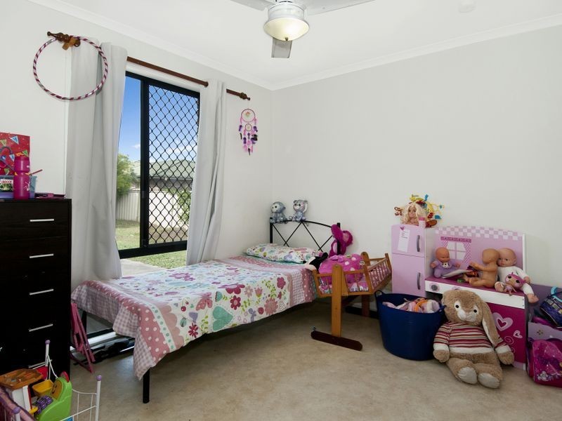 50 Trevina Crescent, Mount Warren Park QLD 4207