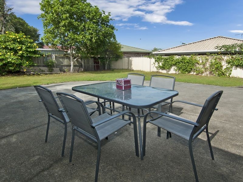 50 Trevina Crescent, Mount Warren Park QLD 4207
