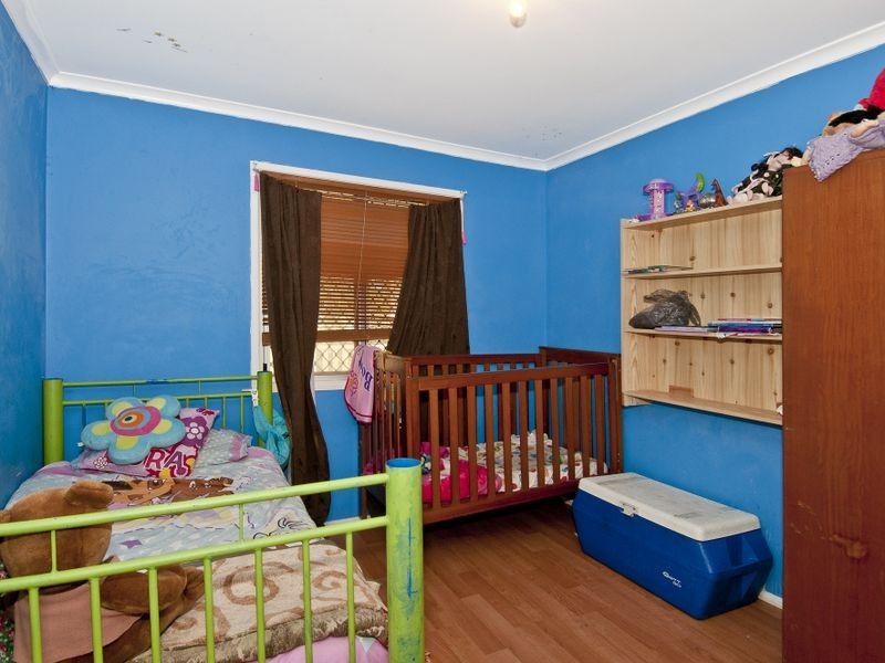 16 Dellamere Court, Eagleby QLD 4207