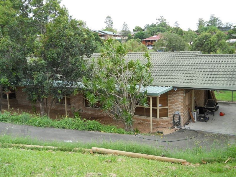 6 Yvonne Cres, Mount Warren Park QLD 4207