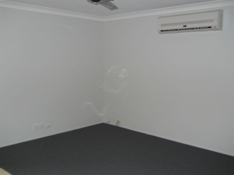 6 Yvonne Cres, Mount Warren Park QLD 4207
