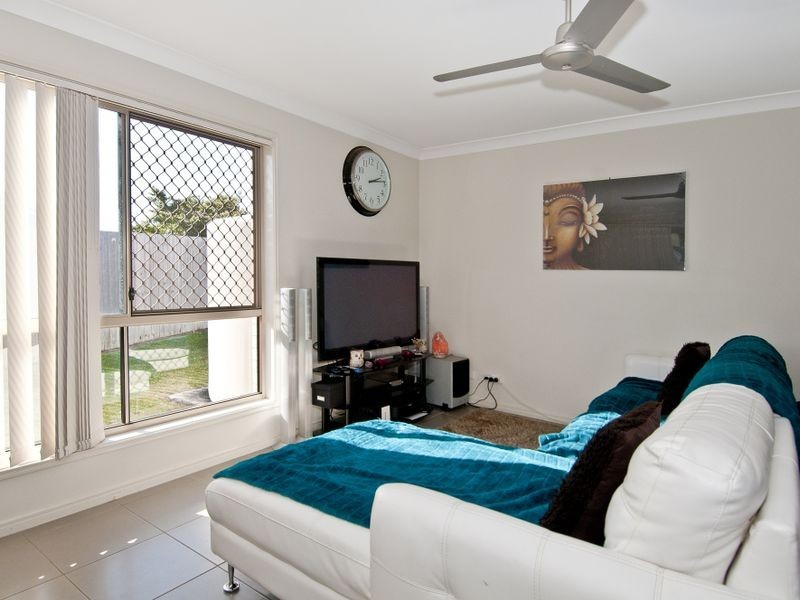 5 Ernestine Circuit, Eagleby QLD 4207