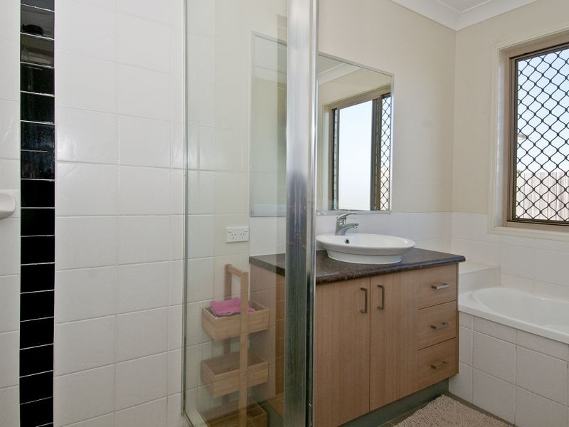 5 Ernestine Circuit, Eagleby QLD 4207