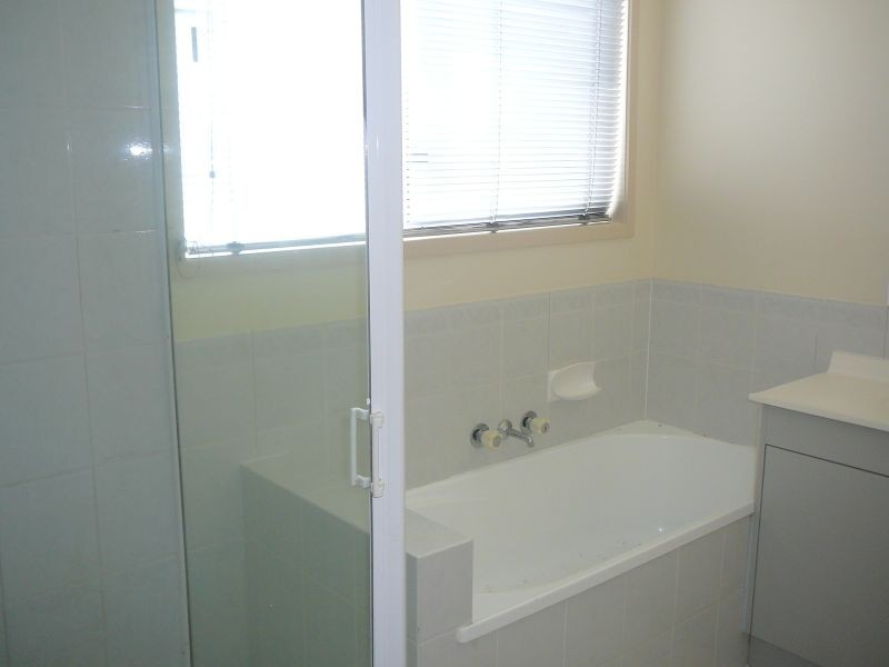 20 Houdini Tce, Edens Landing QLD 4207