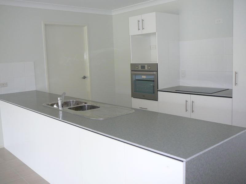 26 Monmouth St, Eagleby QLD 4207