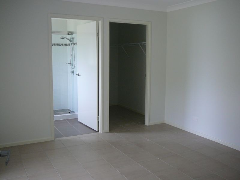 26 Monmouth St, Eagleby QLD 4207