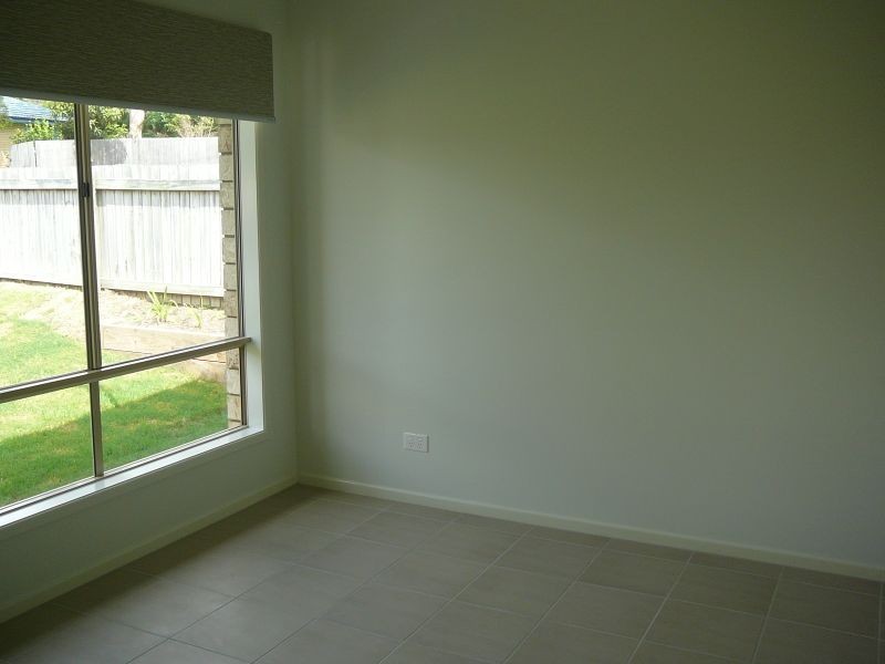 26 Monmouth St, Eagleby QLD 4207