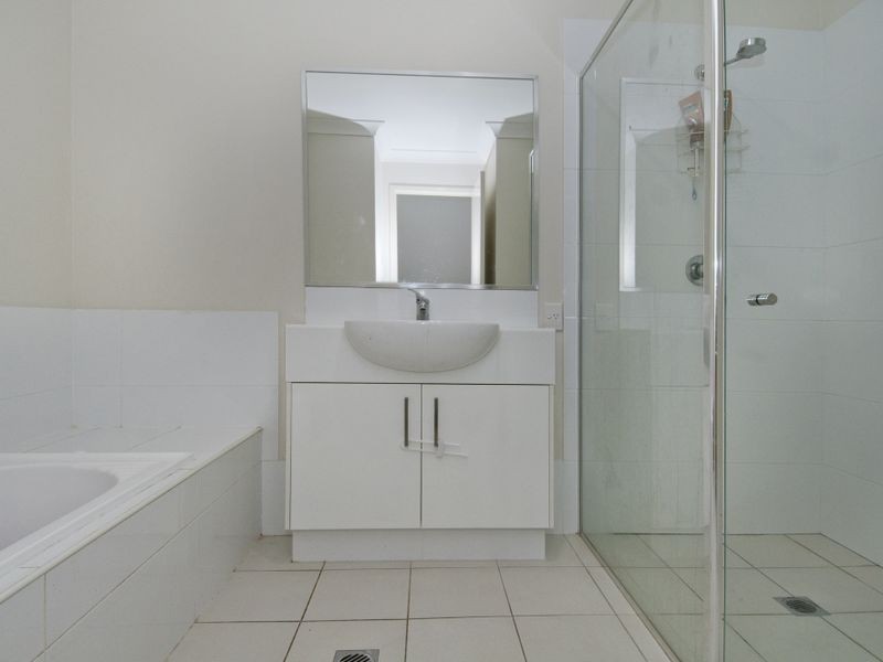 6/70 River Hills Road, Eagleby QLD 4207