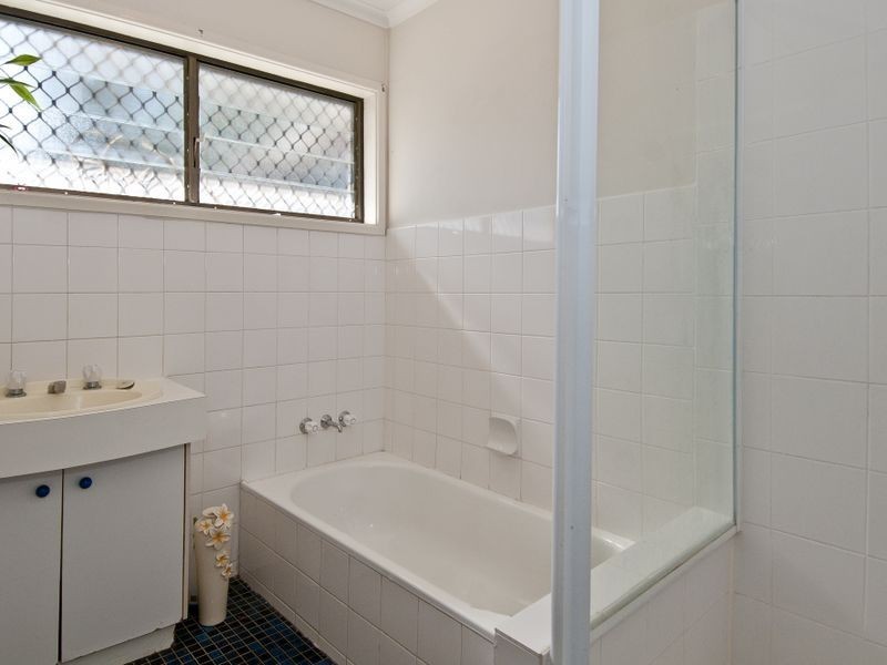 6 Donegal Court, Eagleby QLD 4207