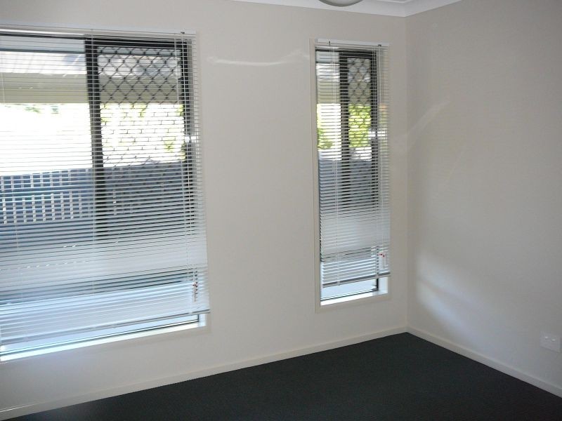 12B Avonmore St, Edens Landing QLD 4207