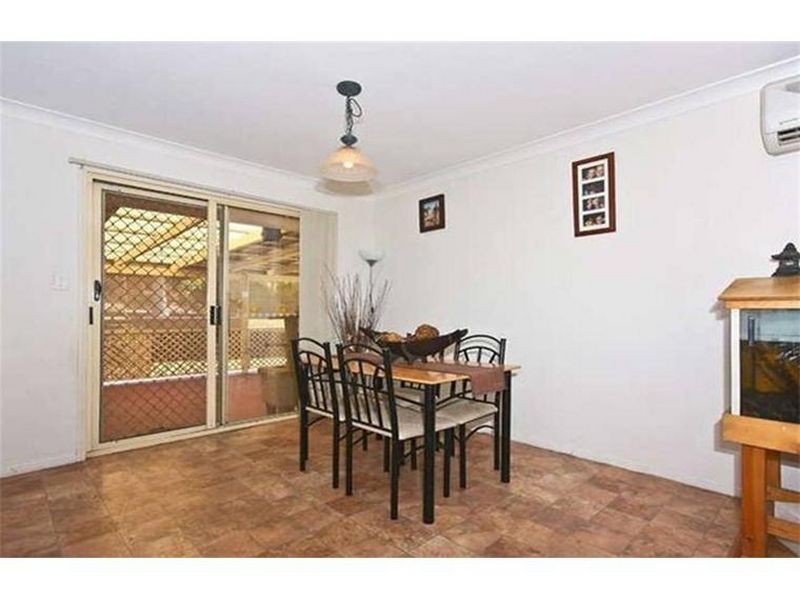 66 Avonmore St, Edens Landing QLD 4207